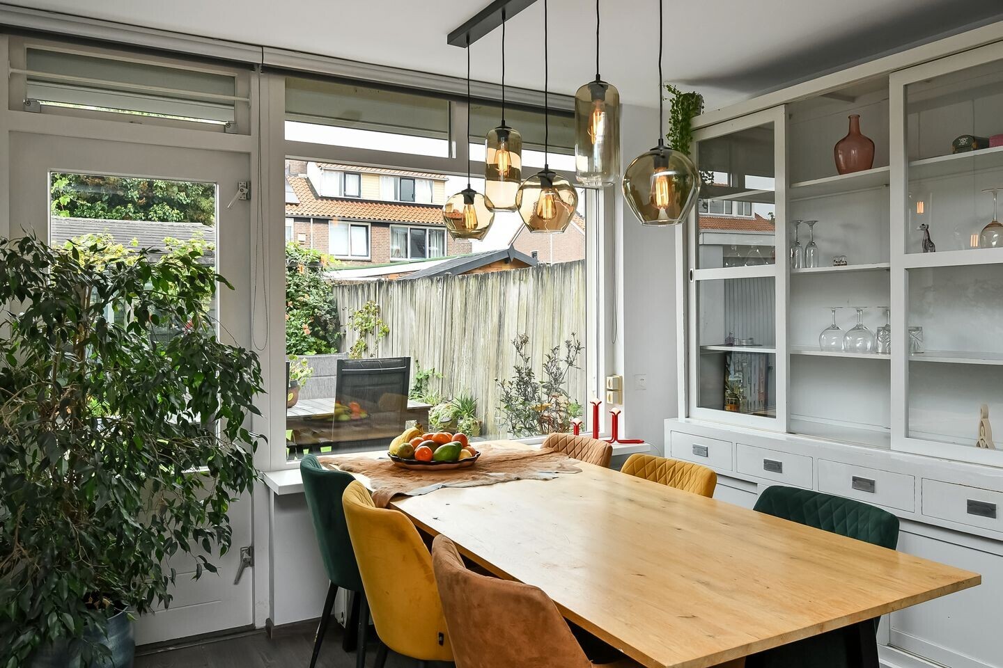 Twee-onder-één-kap te koop: Van Hallstraat 20, Elst