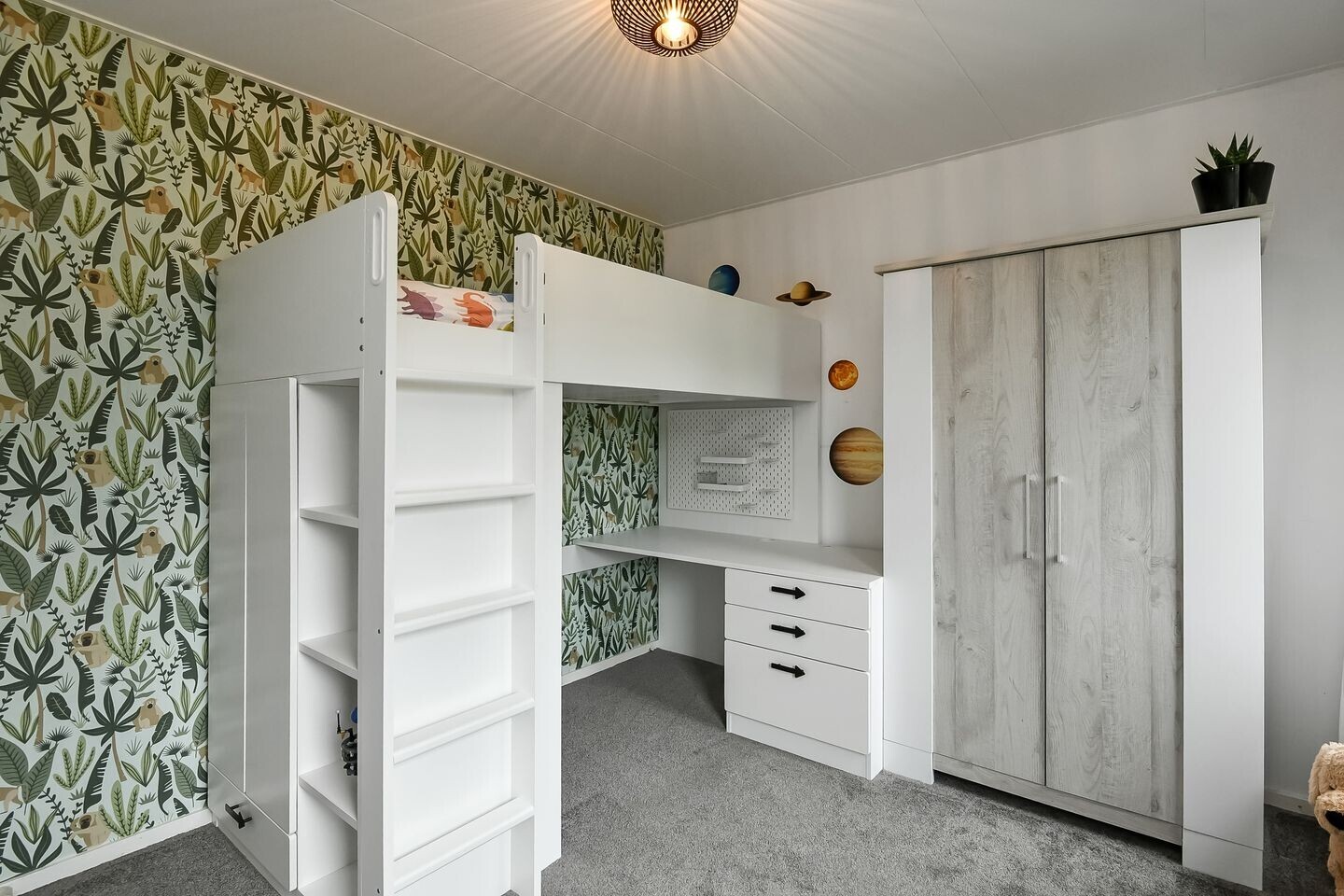 Twee-onder-één-kap te koop: Van Hallstraat 20, Elst