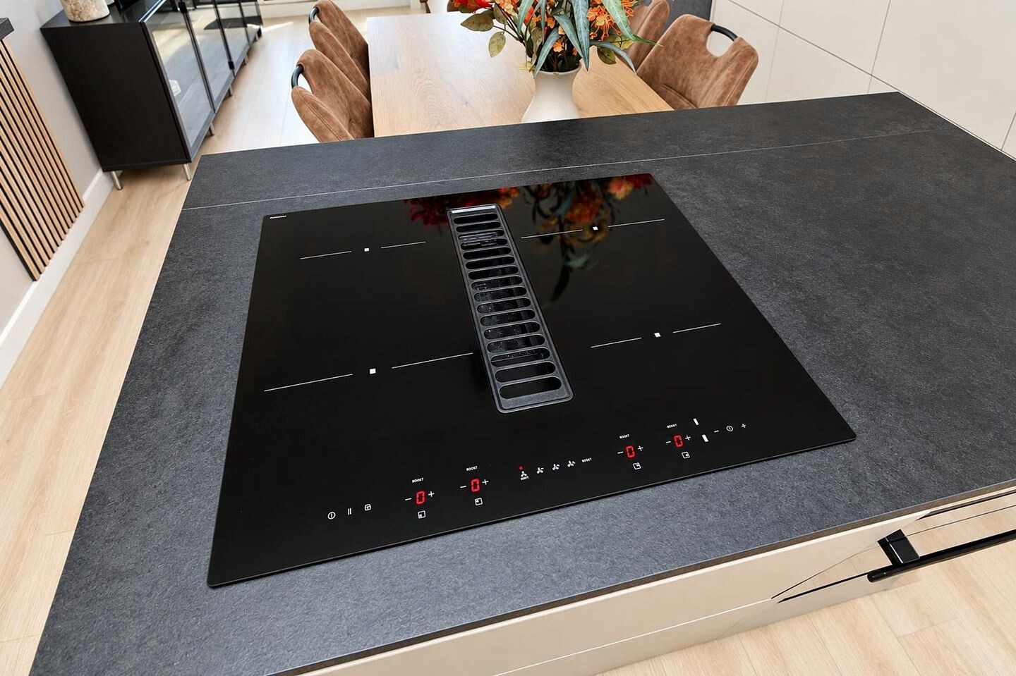 Appartement te koop: Rijksweg-Noord 7-2EV, Elst