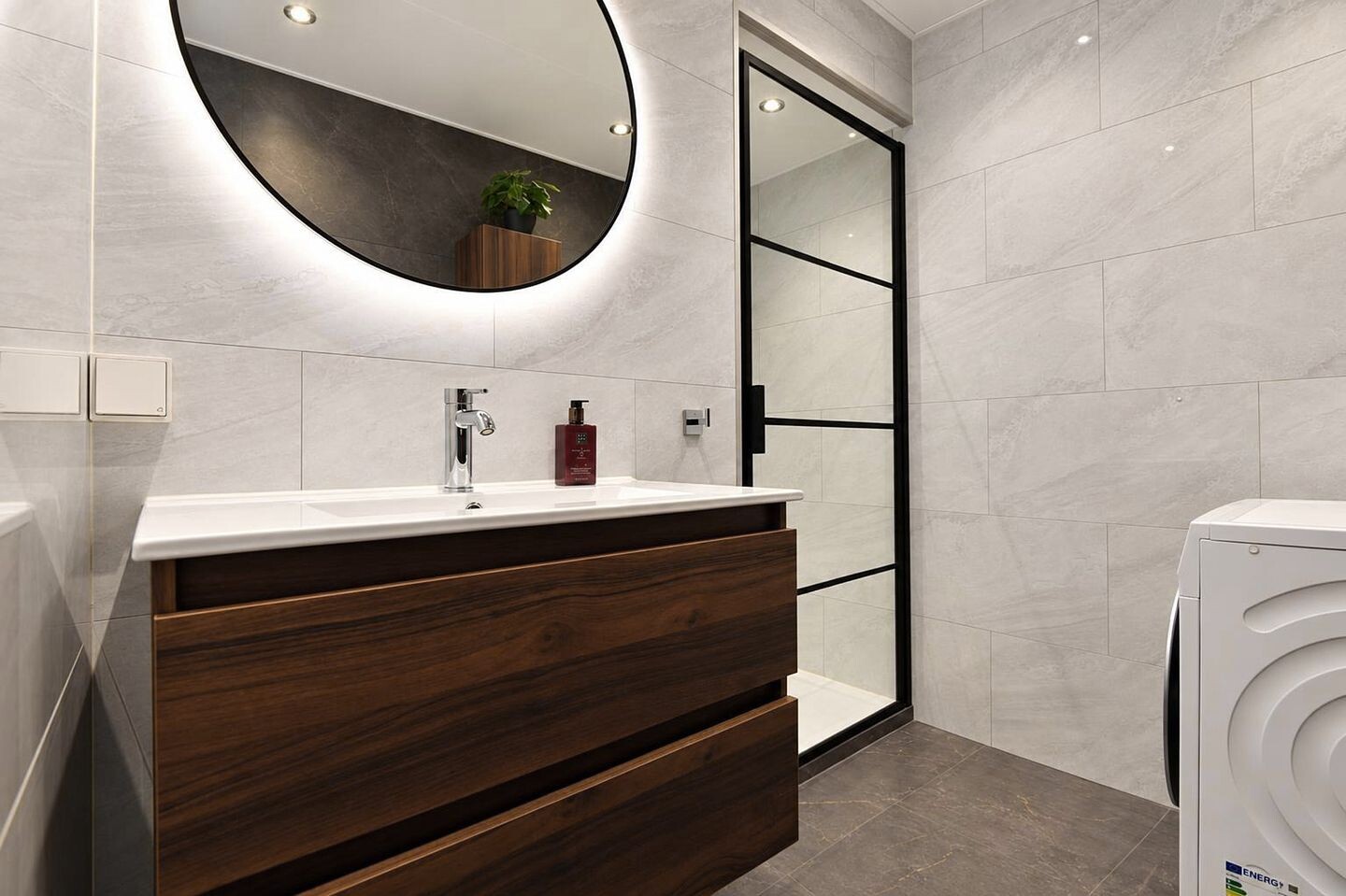 Appartement te koop: Rijksweg-Noord 7-2EV, Elst