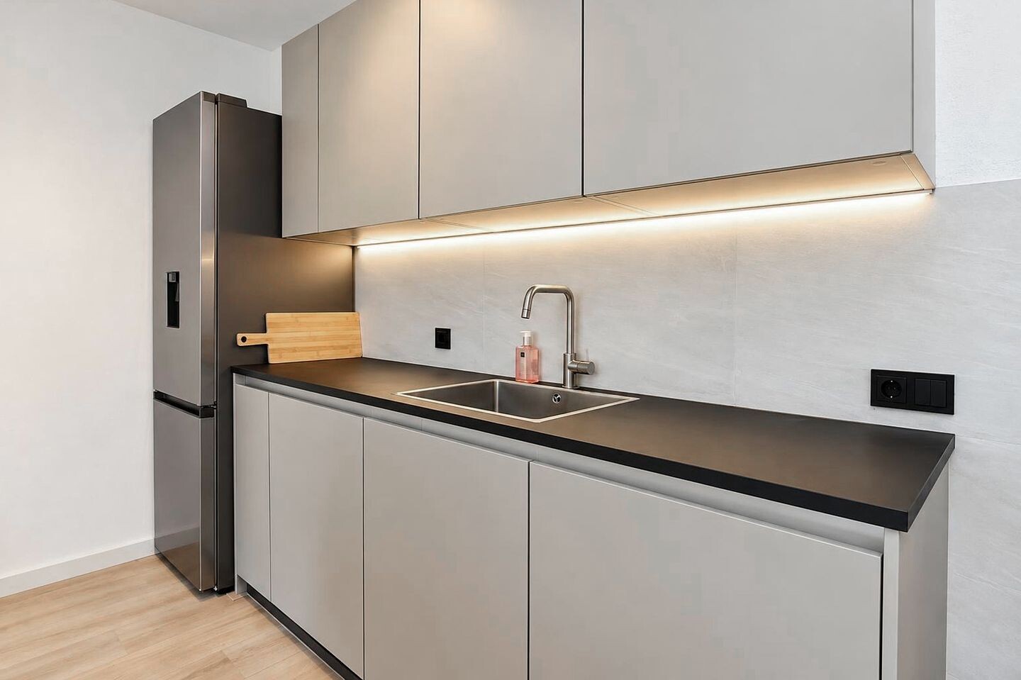 Appartement te koop: Rijksweg-Noord 7-2EV, Elst