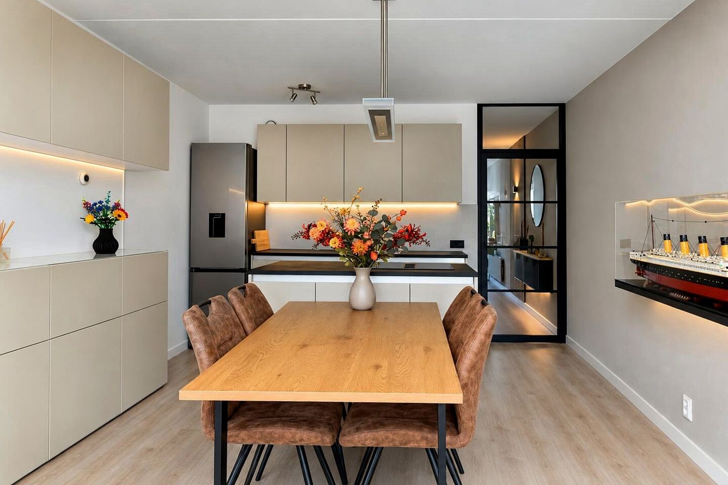 Appartement te koop: Rijksweg-Noord 7-2EV, Elst