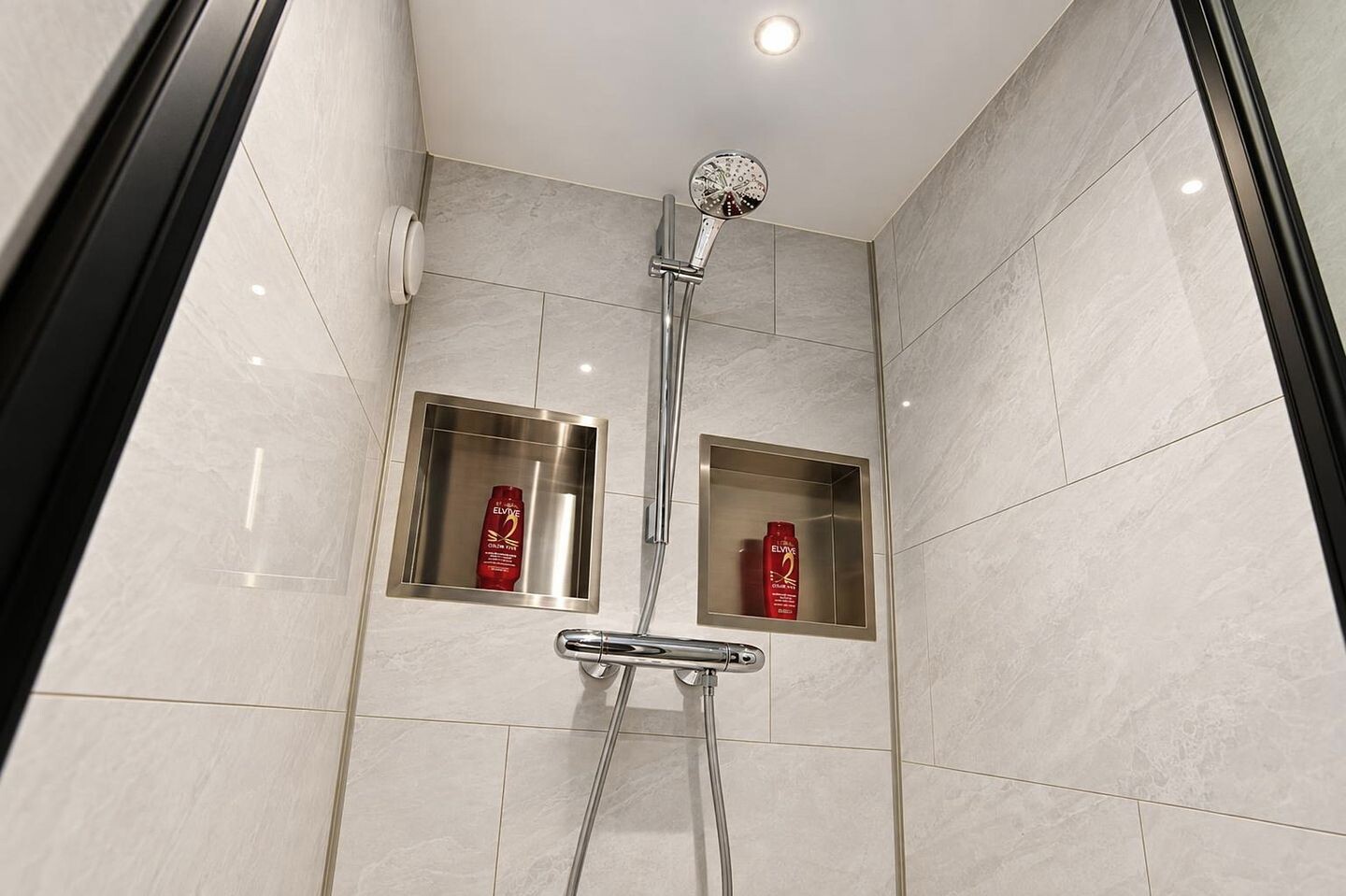 Appartement te koop: Rijksweg-Noord 7-2EV, Elst