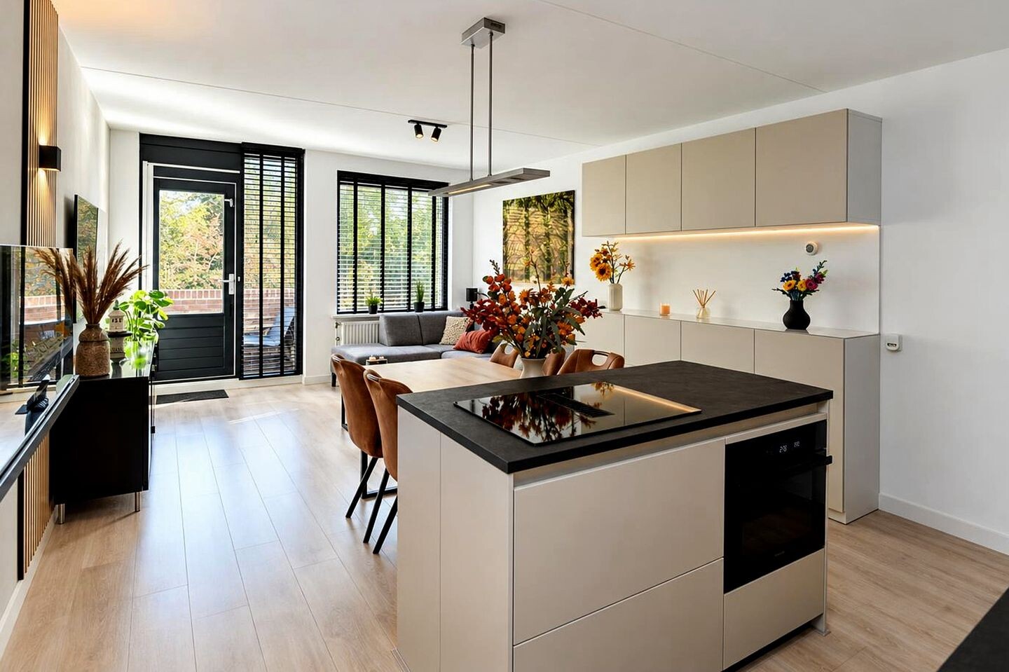Appartement te koop: Rijksweg-Noord 7-2EV, Elst