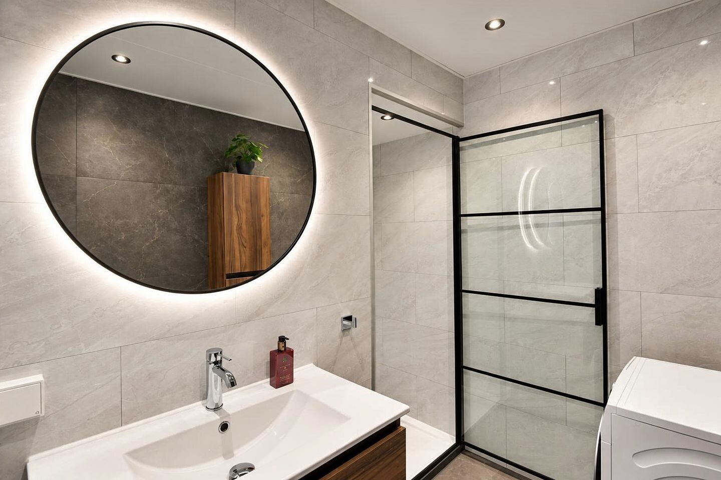 Appartement te koop: Rijksweg-Noord 7-2EV, Elst