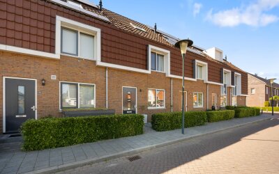 Zwanenbloem 57