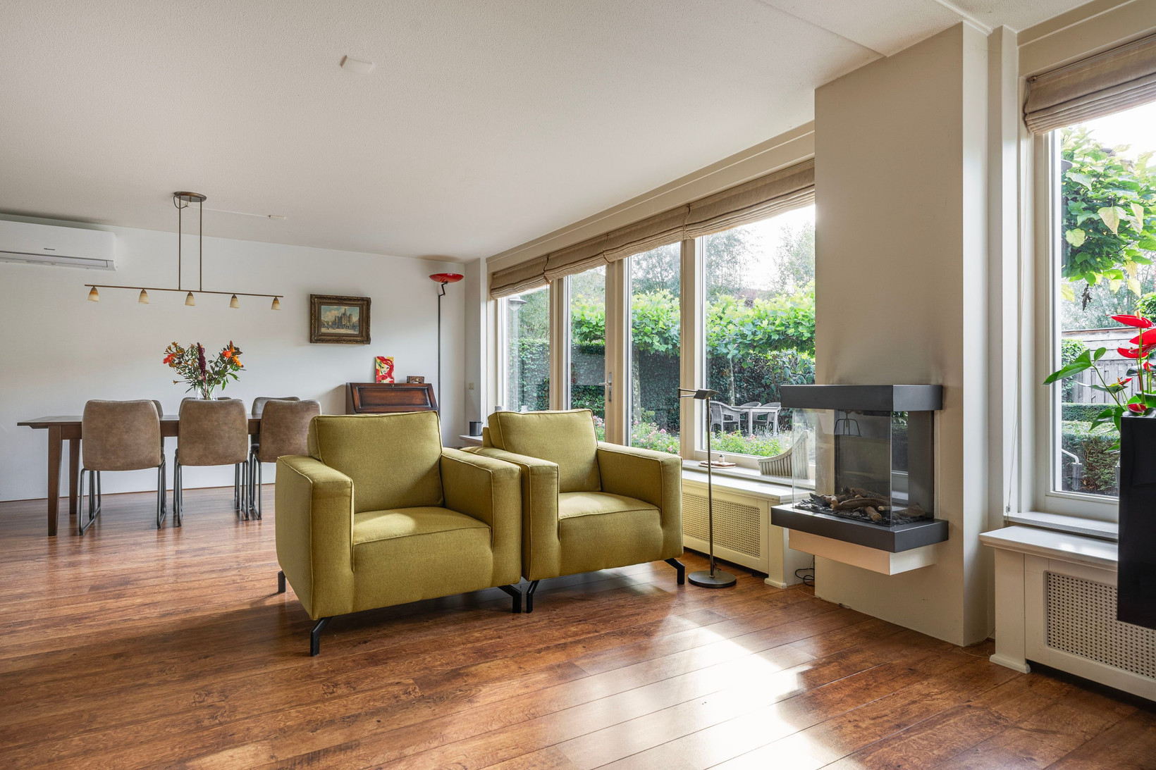 Hoekwoning te koop: Regenboog 105, Elst