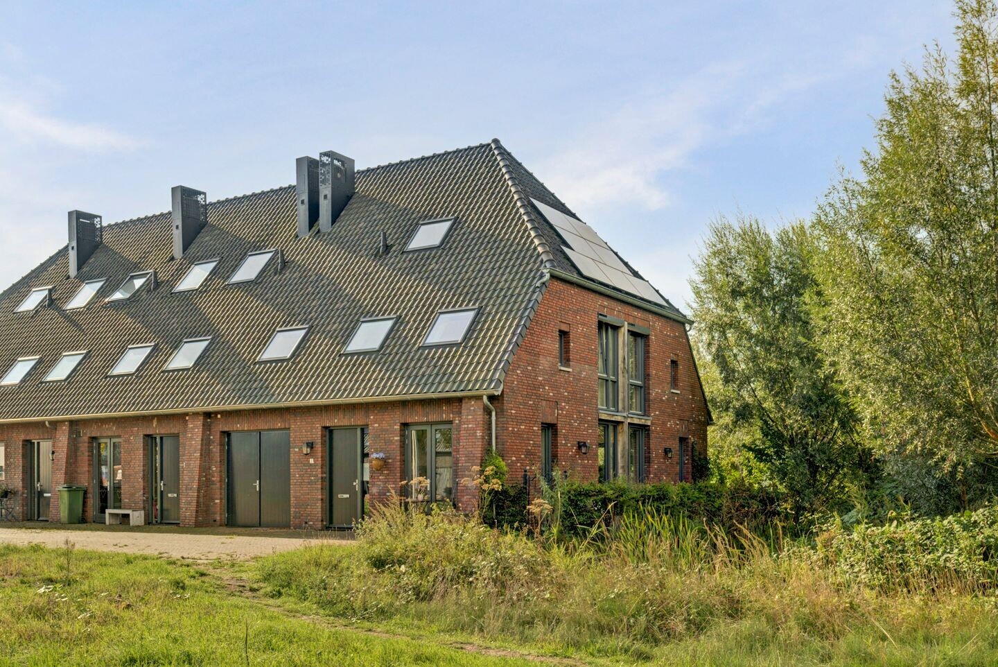 Hoekwoning te koop: Rijzenburg 2, Elst