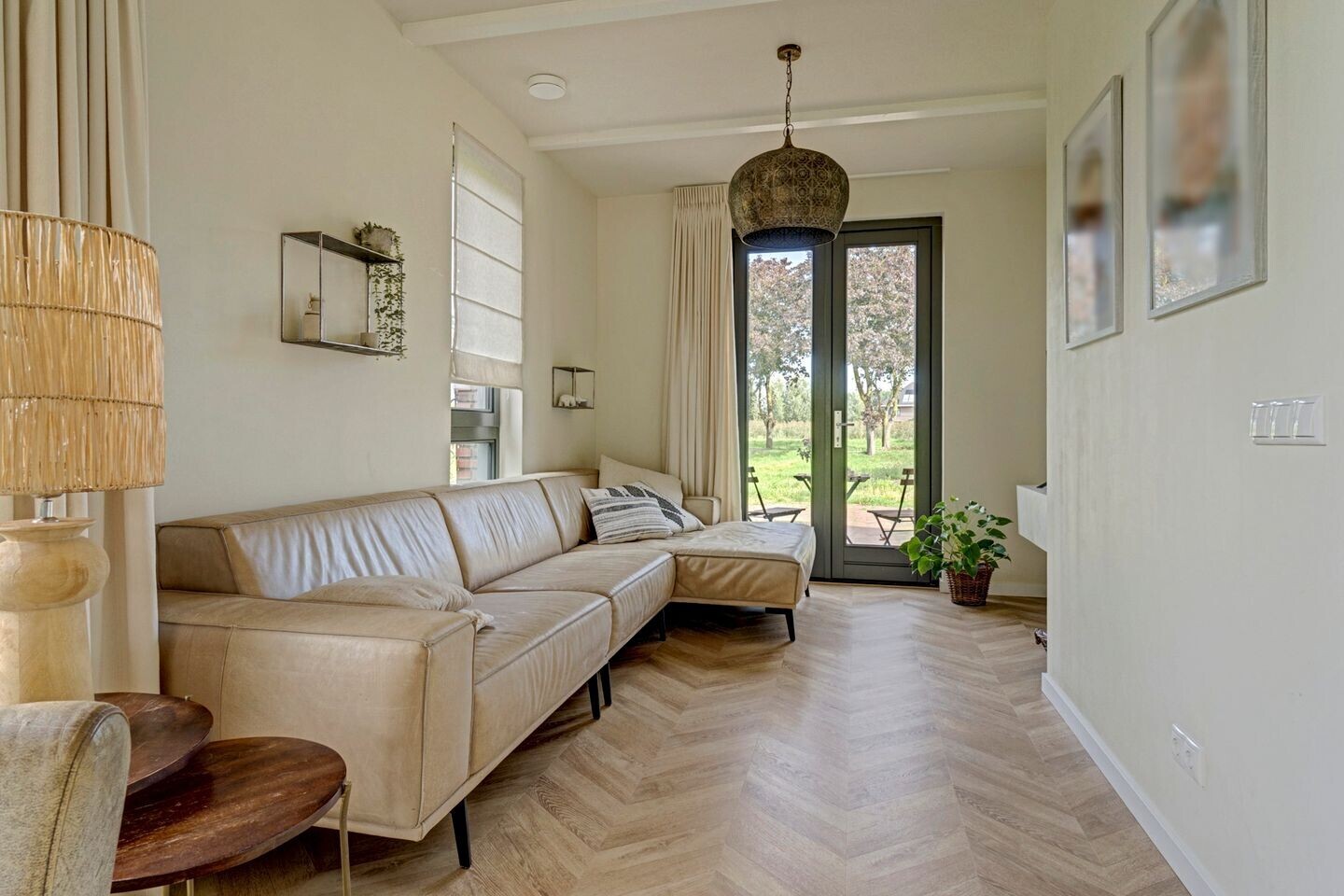 Hoekwoning te koop: Rijzenburg 2, Elst