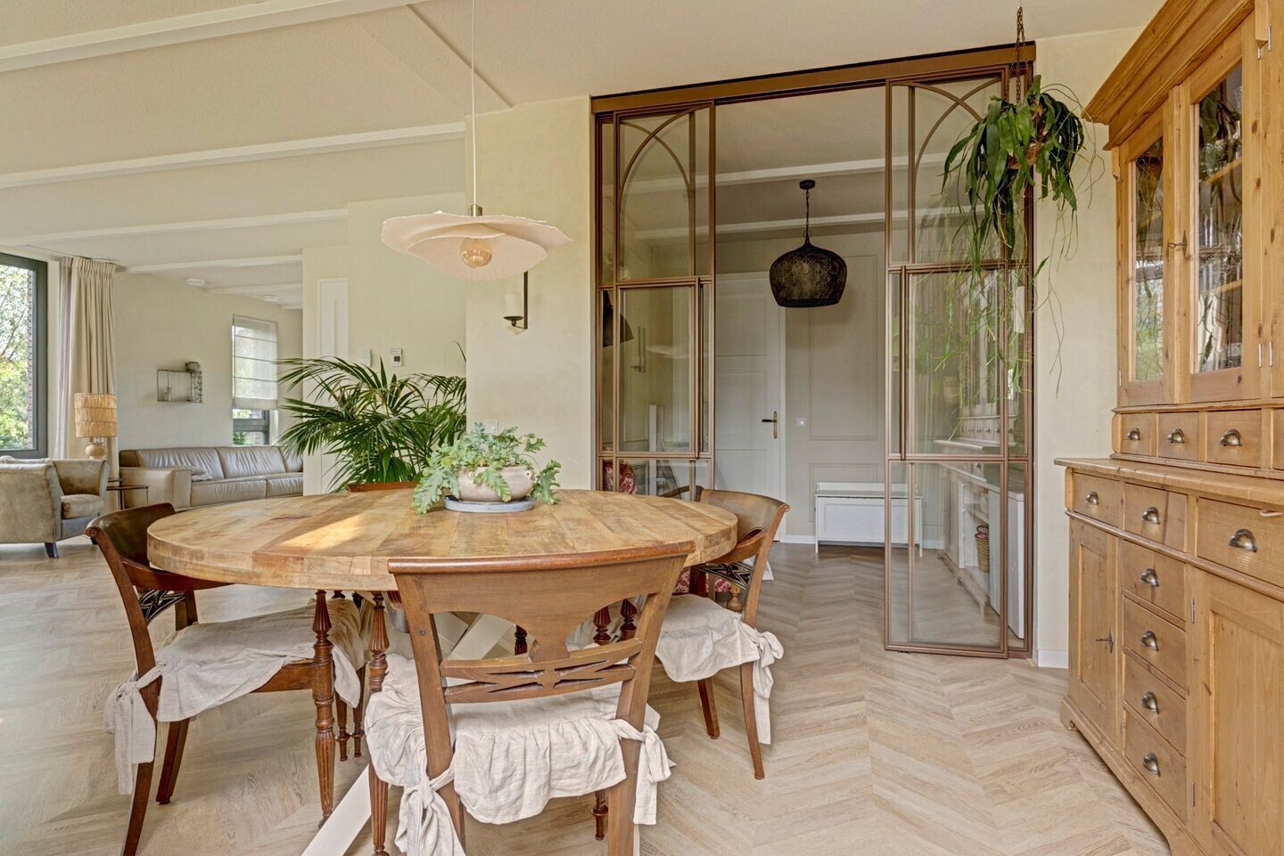 Hoekwoning te koop: Rijzenburg 2, Elst