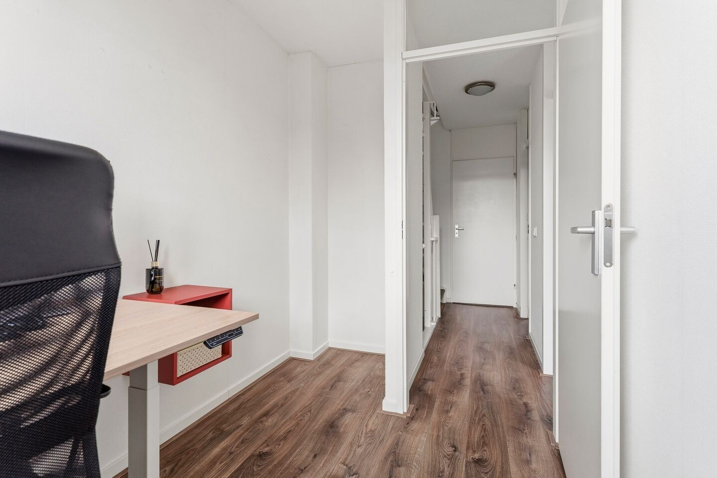 Tussenwoning te koop: Ganzewei 11, Elst
