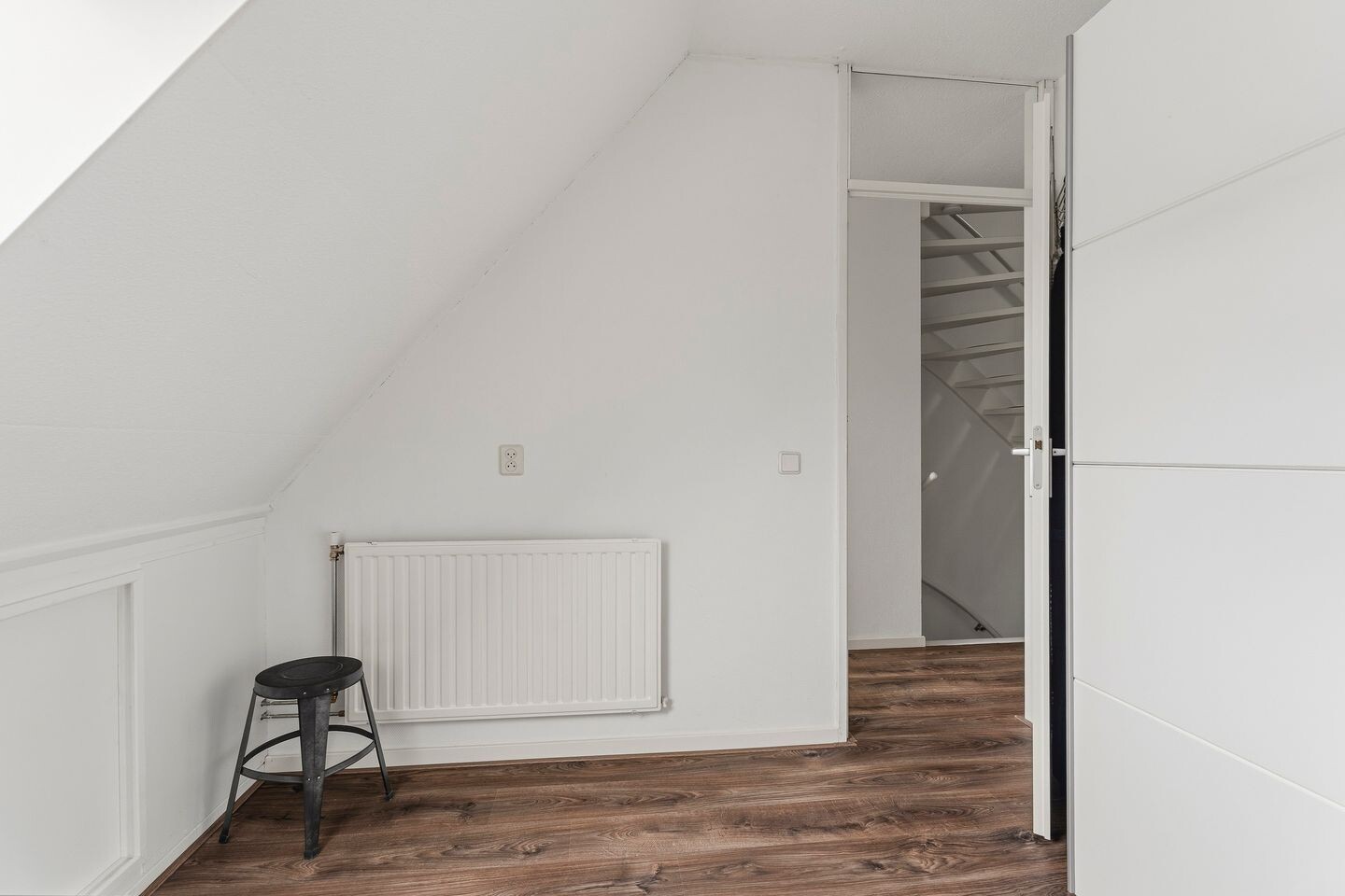 Tussenwoning te koop: Ganzewei 11, Elst