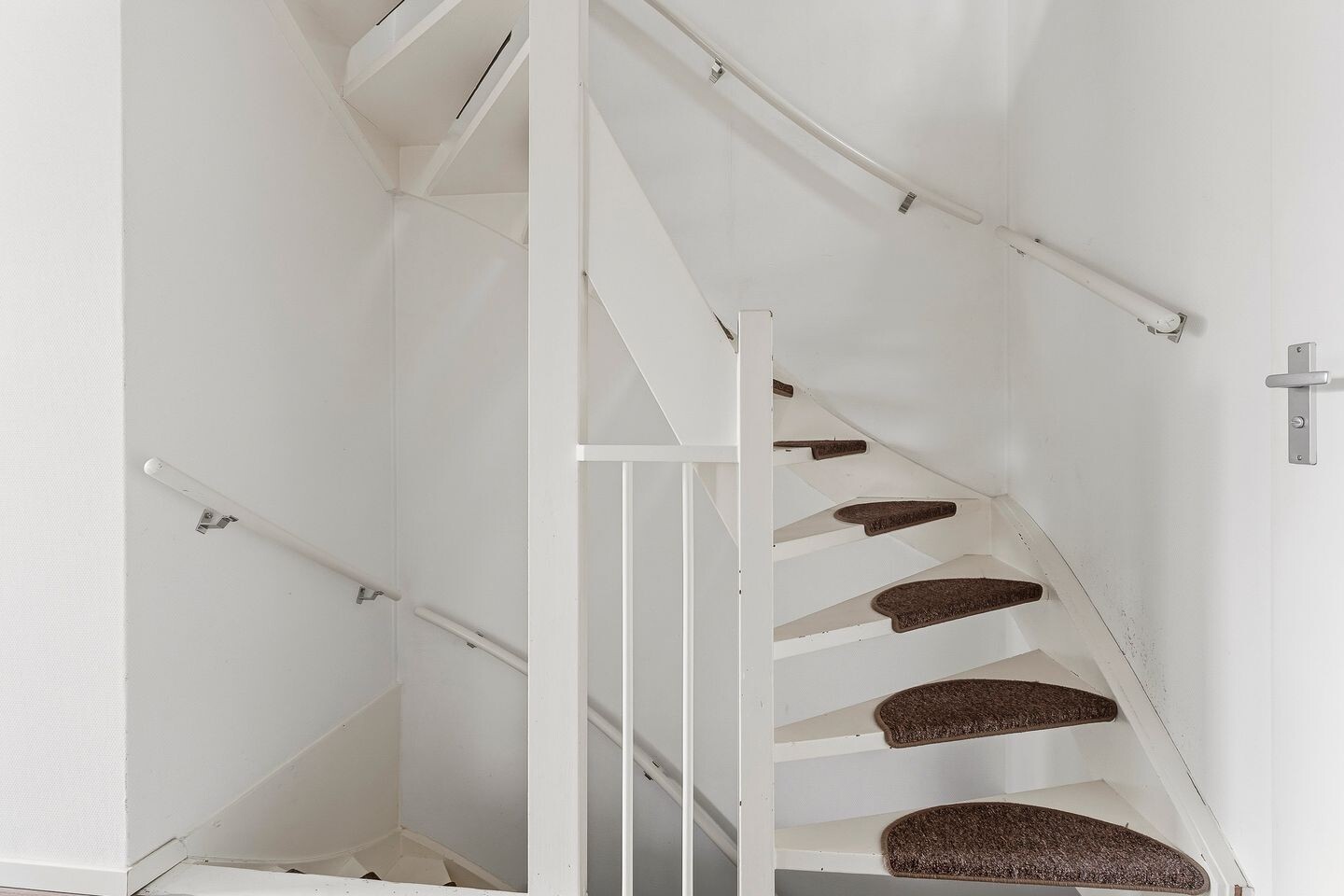 Tussenwoning te koop: Ganzewei 11, Elst