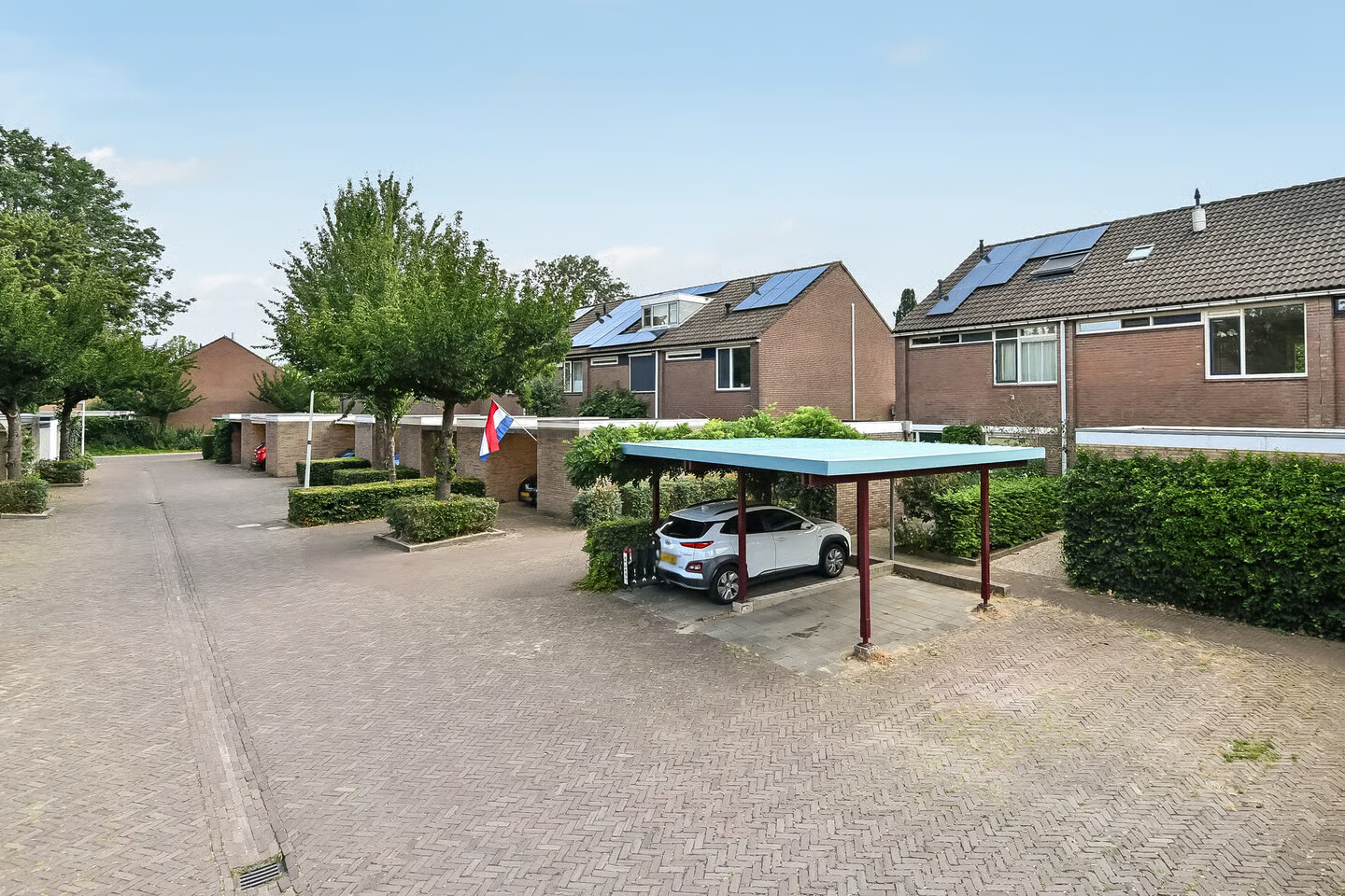 Tussenwoning te koop: Zoetendaal 17, Elst