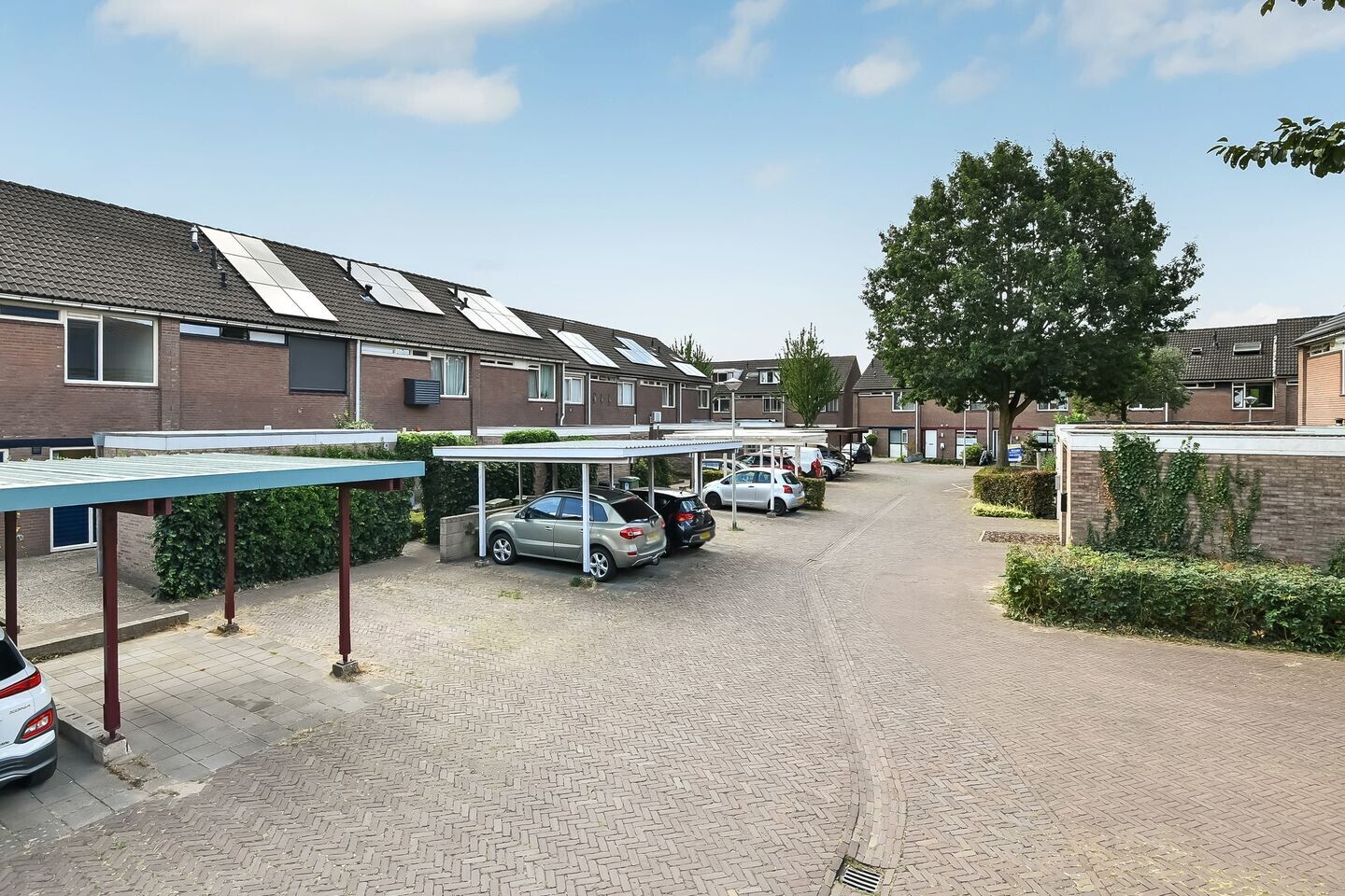 Tussenwoning te koop: Zoetendaal 17, Elst