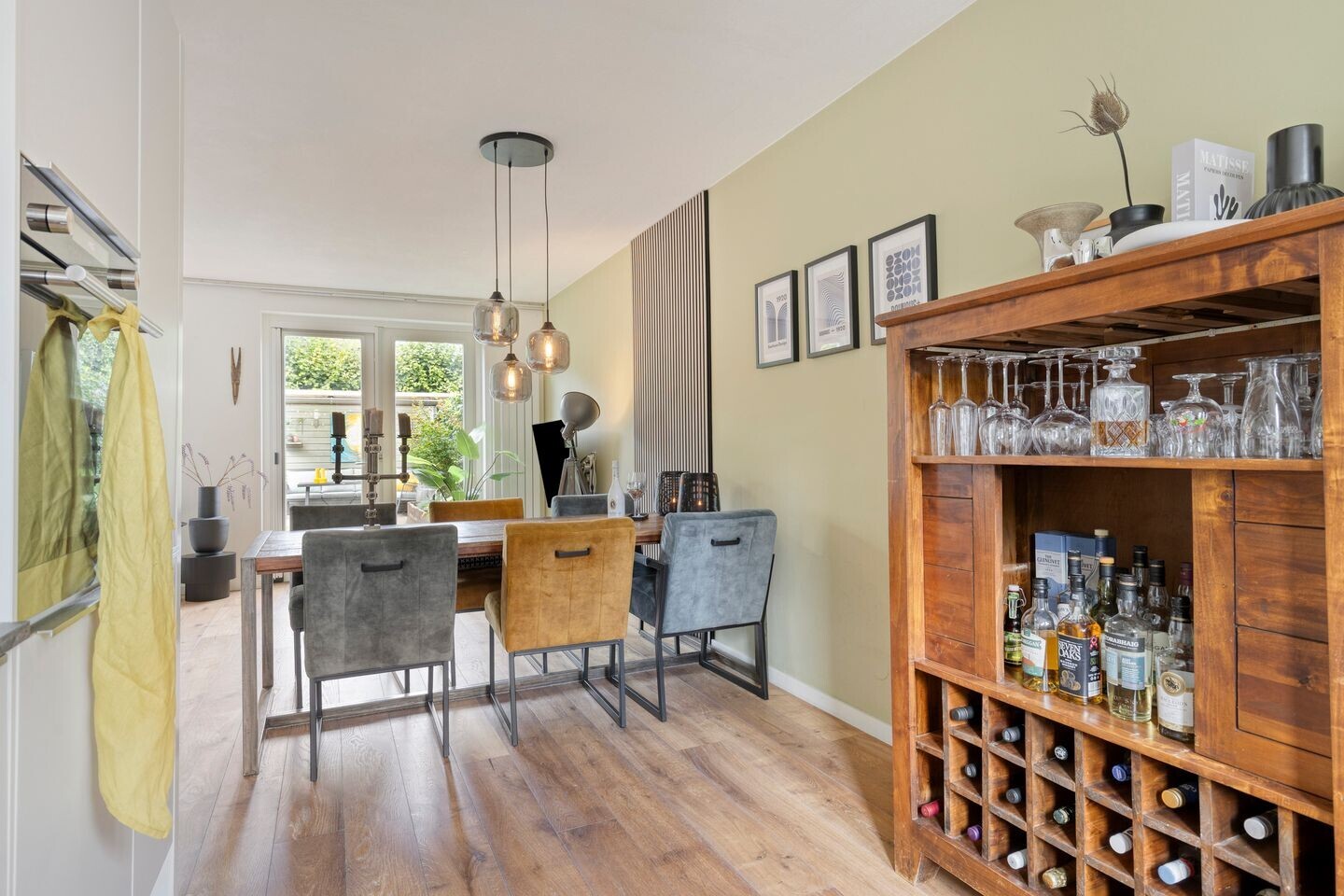 Tussenwoning te koop: Beatlesstraat 15, Lent