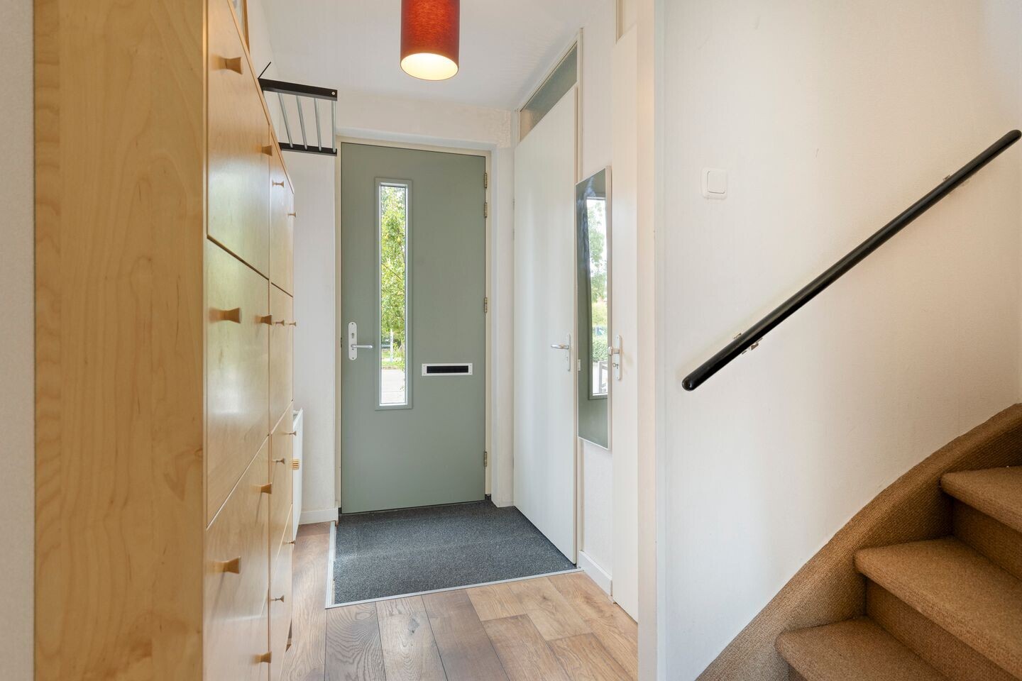 Tussenwoning te koop: Beatlesstraat 15, Lent