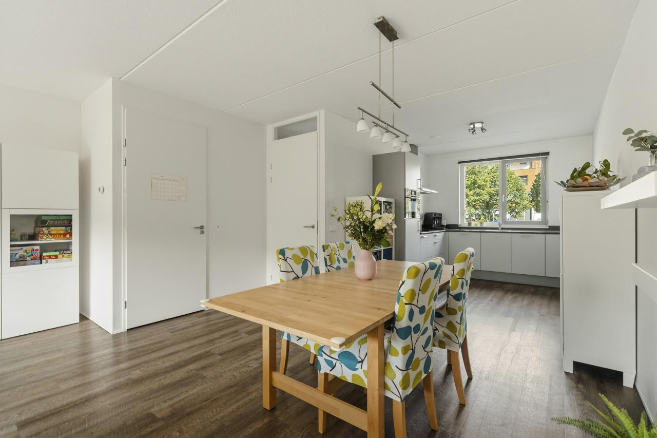 Tussenwoning te koop: Ávilastraat 24, Lent
