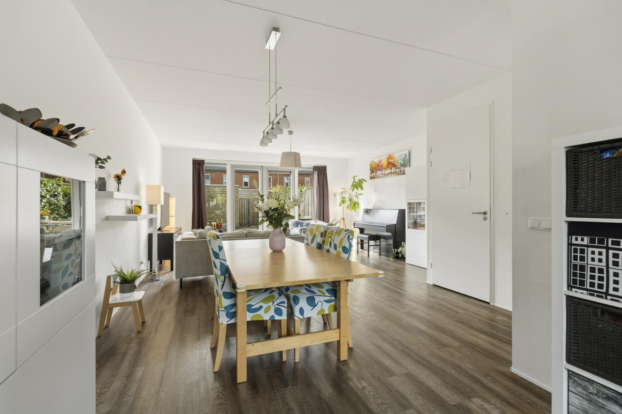 Tussenwoning te koop: Ávilastraat 24, Lent