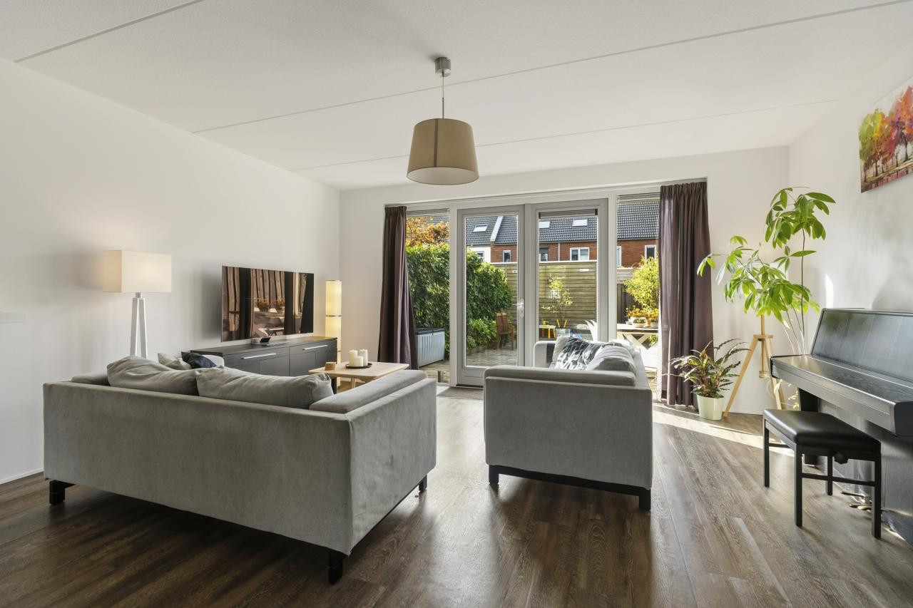 Tussenwoning te koop: Ávilastraat 24, Lent