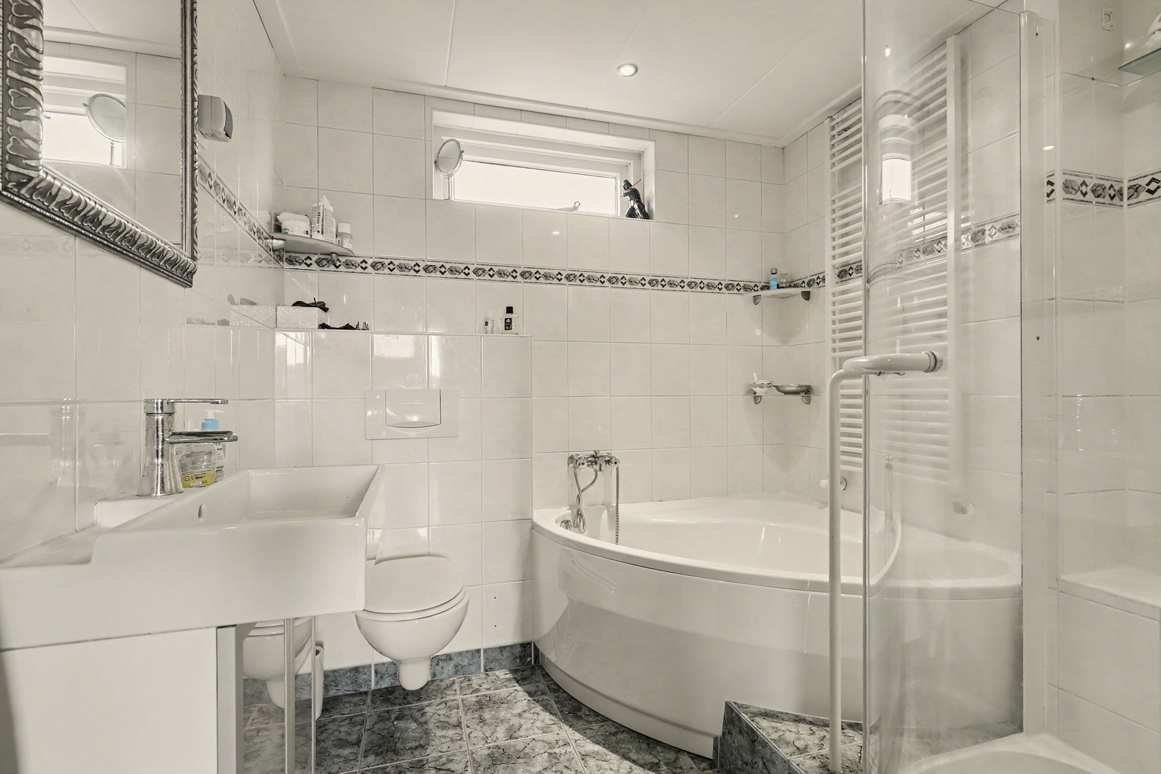Tussenwoning te koop: Patrijsstraat 56, Driel