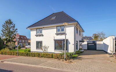 Dorpsstraat 52