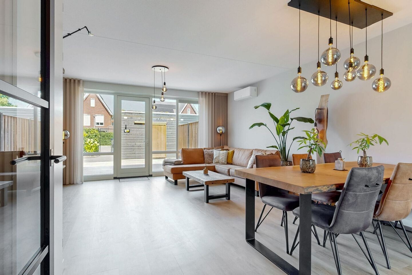 Tussenwoning te koop: Narcissenstraat 4B, Heteren