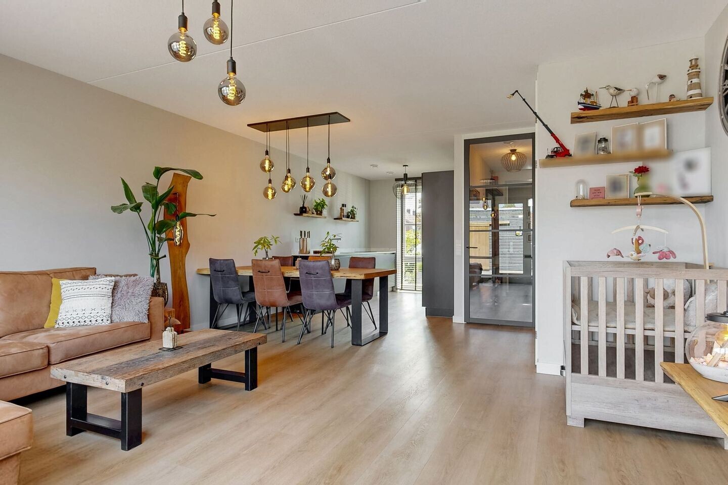 Tussenwoning te koop: Narcissenstraat 4B, Heteren