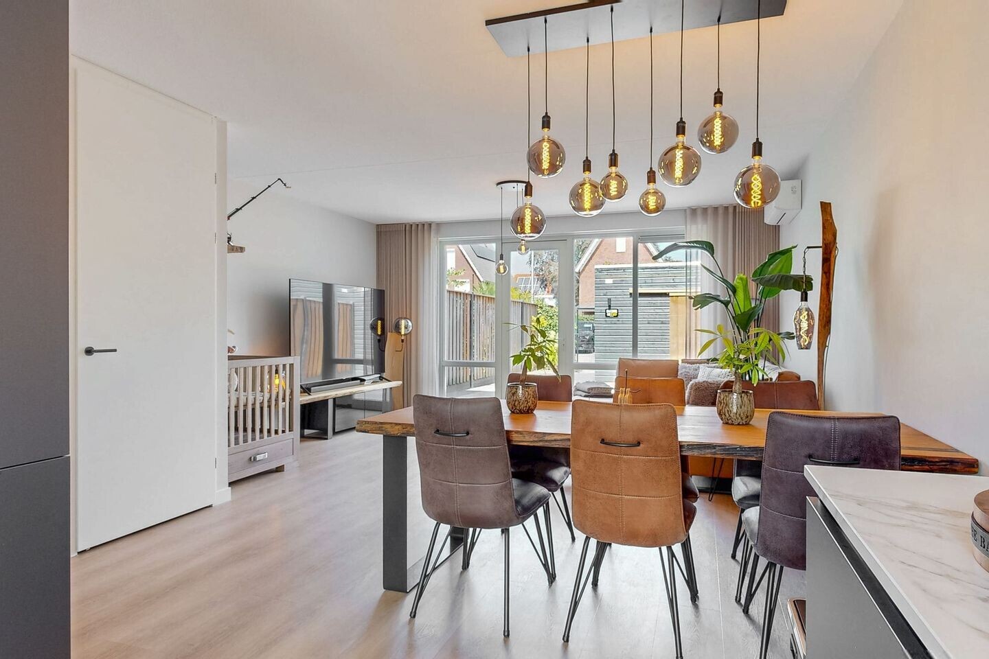 Tussenwoning te koop: Narcissenstraat 4B, Heteren