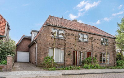 Kerkstraat 24