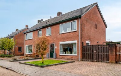 Burgemeester Lewe van Aduardstraat 47