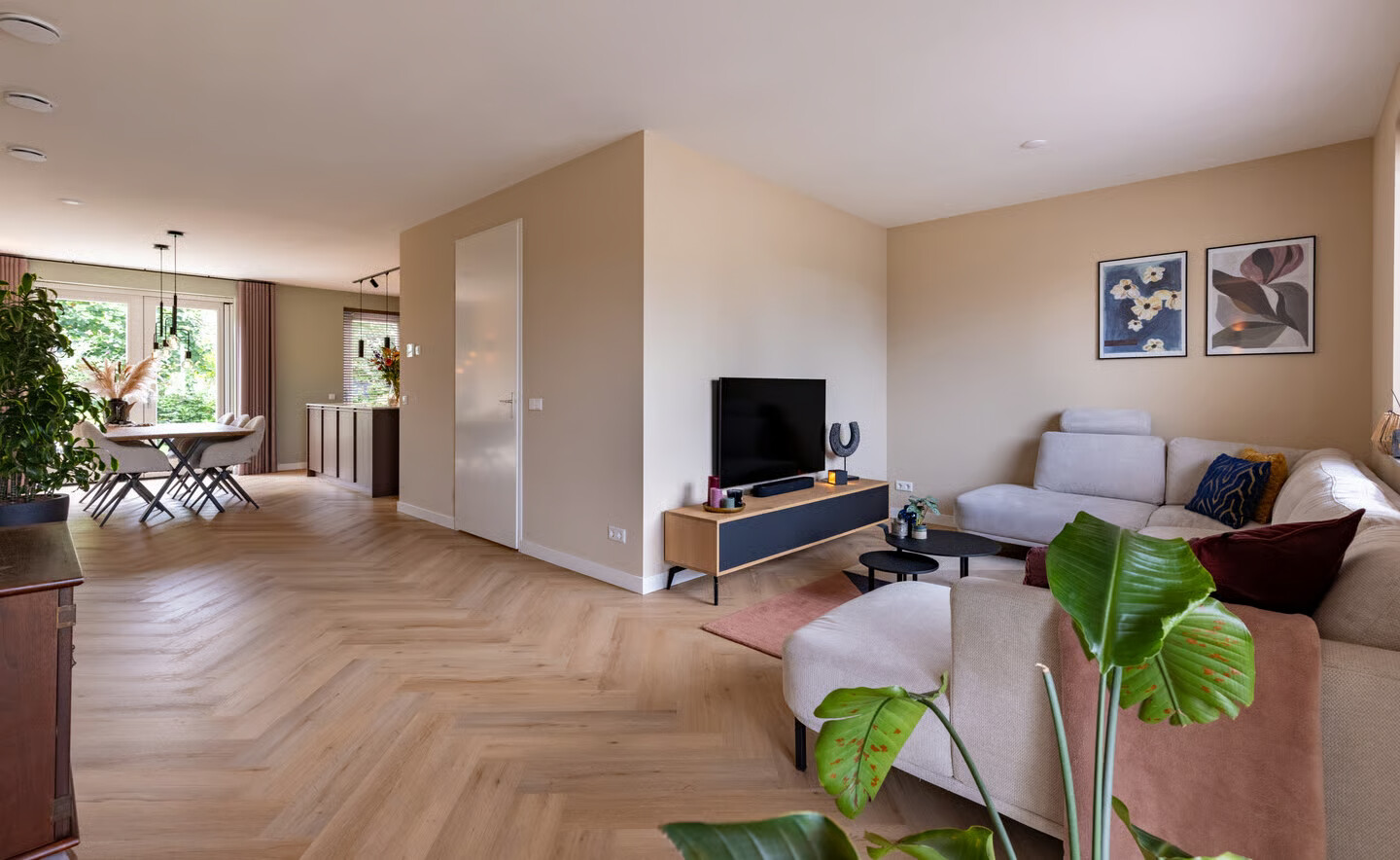 Twee-onder-één-kap te koop: van Ambestraat 29D, Bemmel