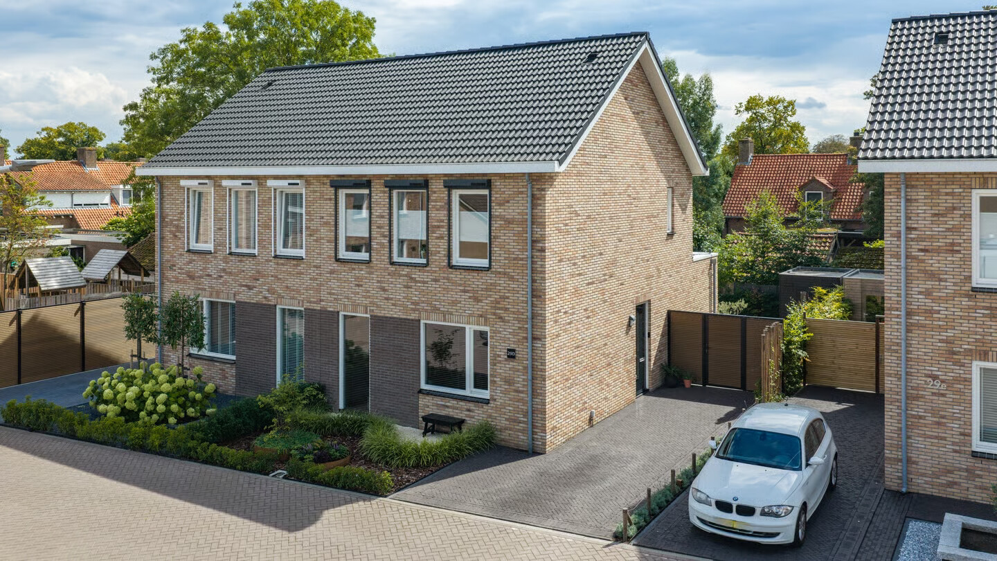 Twee-onder-één-kap te koop: van Ambestraat 29D, Bemmel