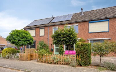 Tuinlaan 64