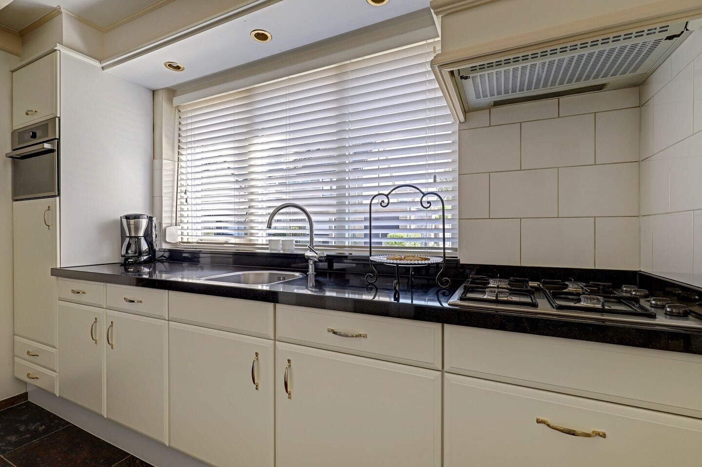 Hoekwoning te koop: Oeverkamp 7, Bemmel