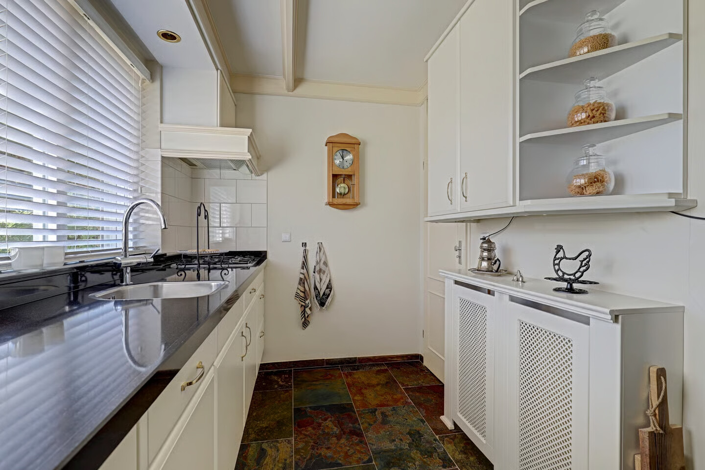 Hoekwoning te koop: Oeverkamp 7, Bemmel