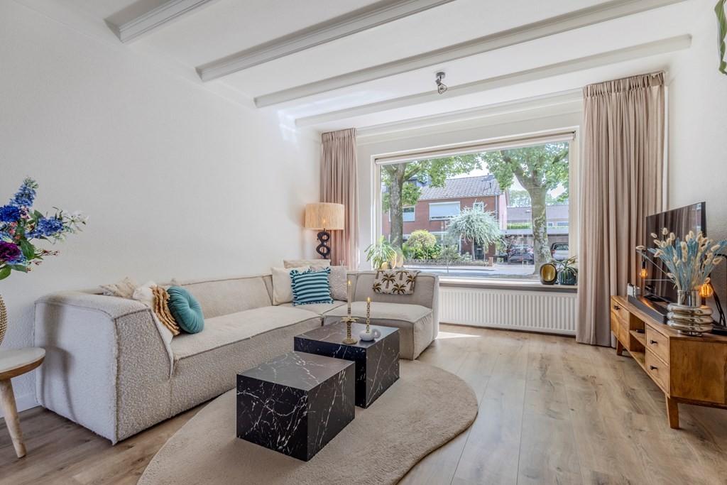 Tussenwoning te koop: Emmastraat 80, Angeren