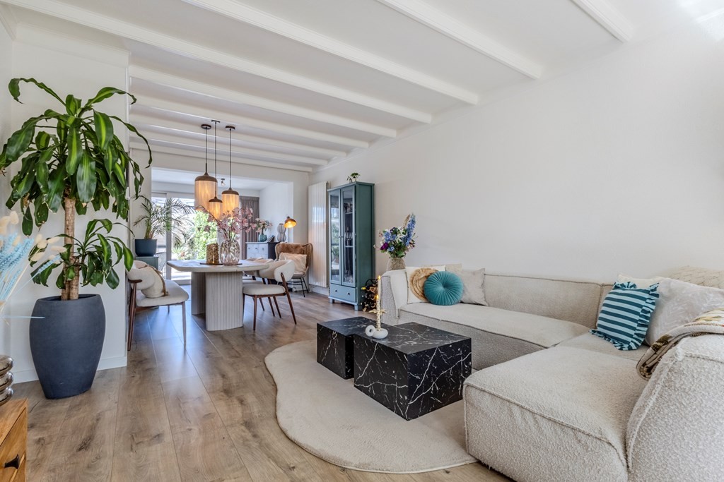 Tussenwoning te koop: Emmastraat 80, Angeren