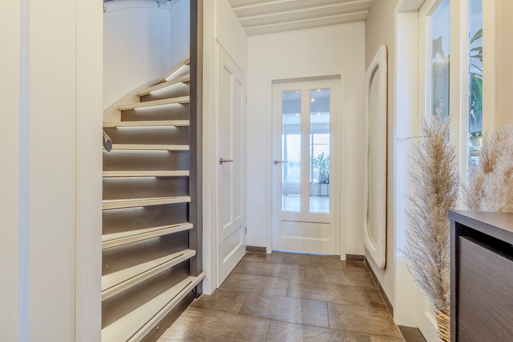 Tussenwoning te koop: Emmastraat 80, Angeren