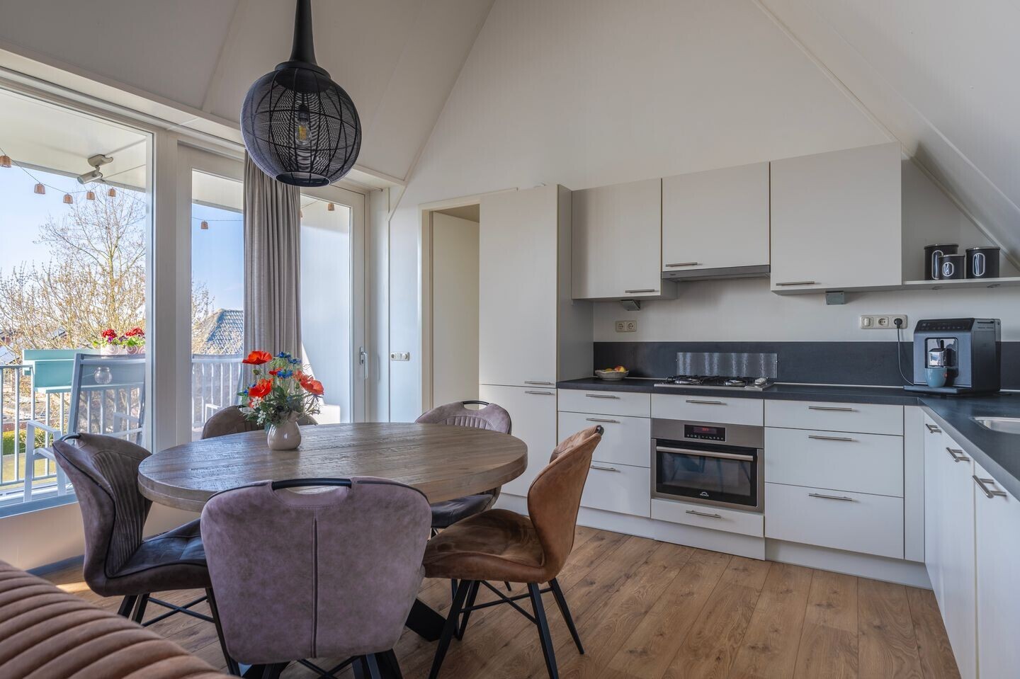 Appartement te koop: Nije Hof 11, Angeren
