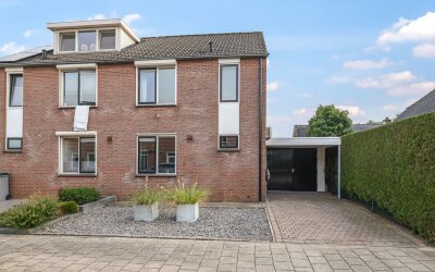 Schoutstraat 16