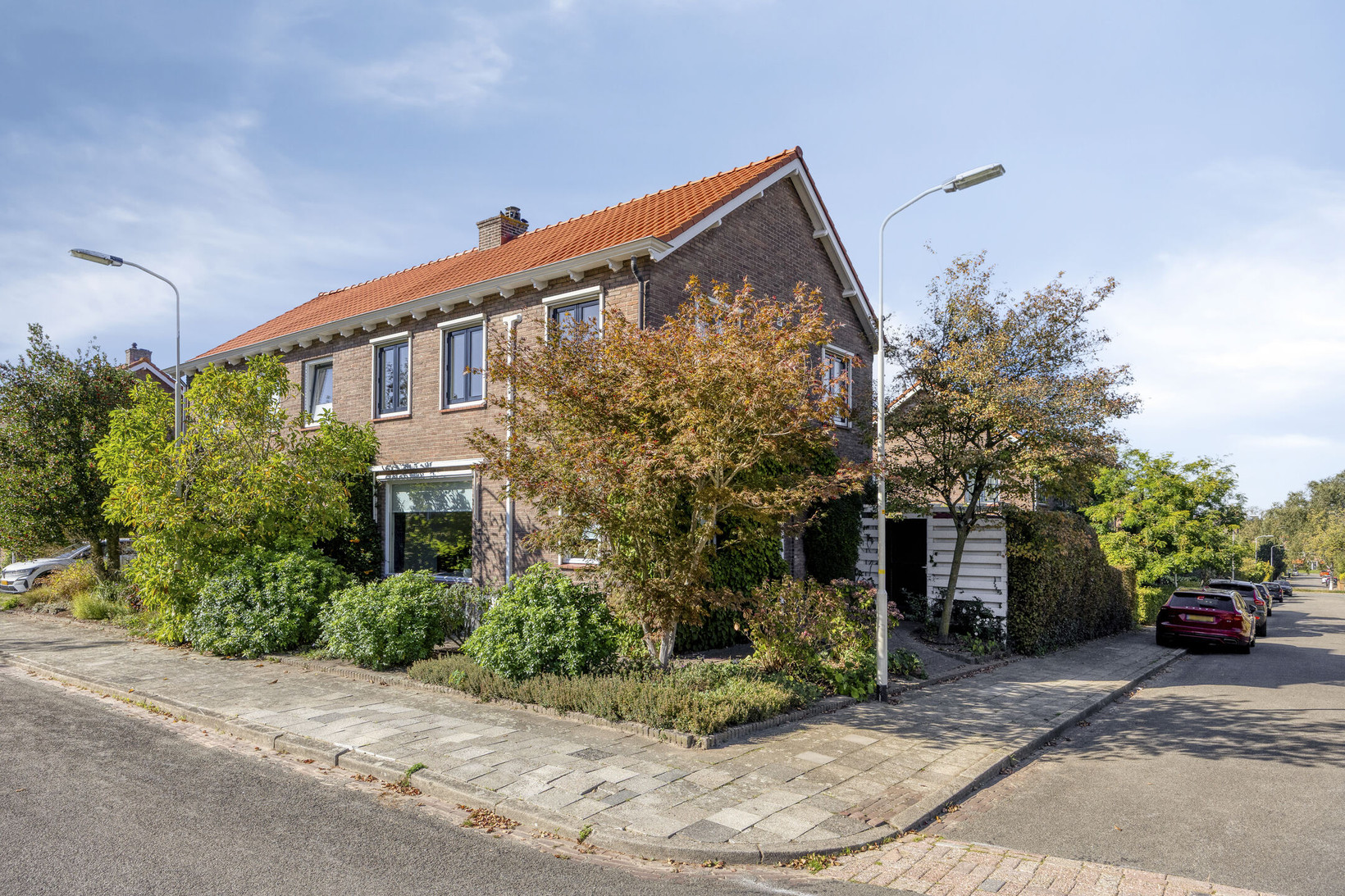 Twee-onder-één-kap te koop: Lijsterbeslaan 7, Wageningen