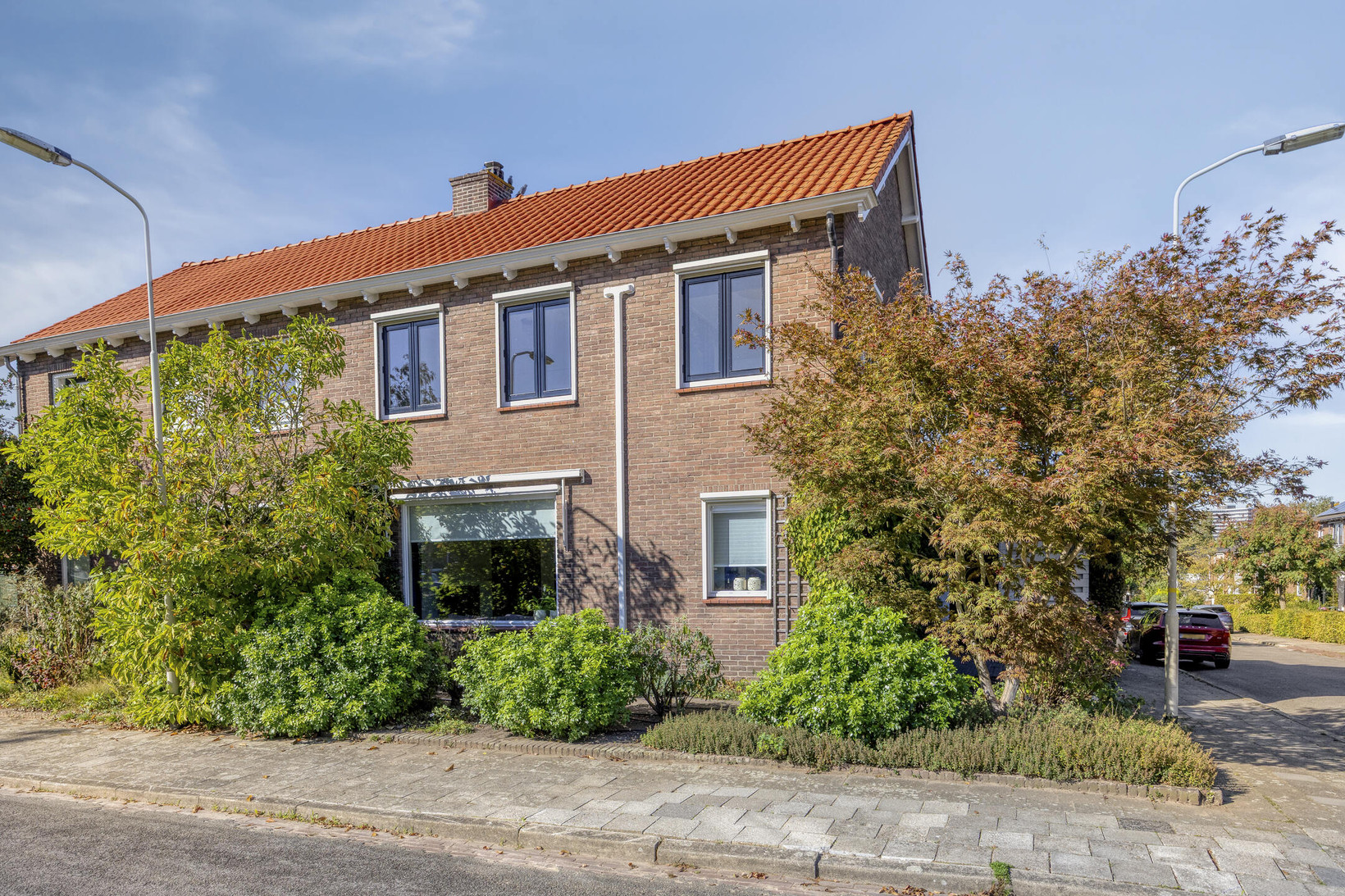 Twee-onder-één-kap te koop: Lijsterbeslaan 7, Wageningen
