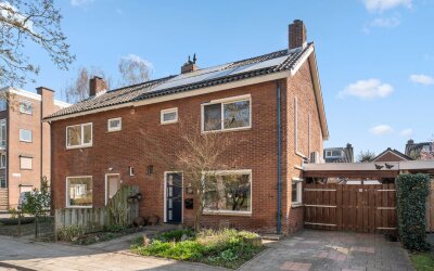 Van 't Hoffstraat 20