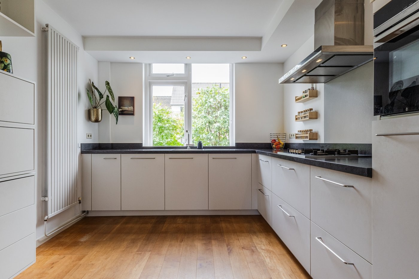 Hoekwoning te koop: Van Doesburglaan 25, Wageningen