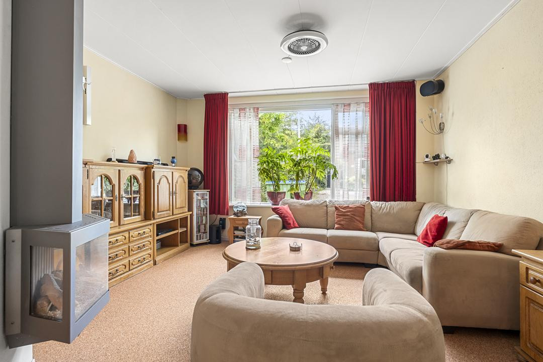Hoekwoning te koop: Kampstraat 17, Ede