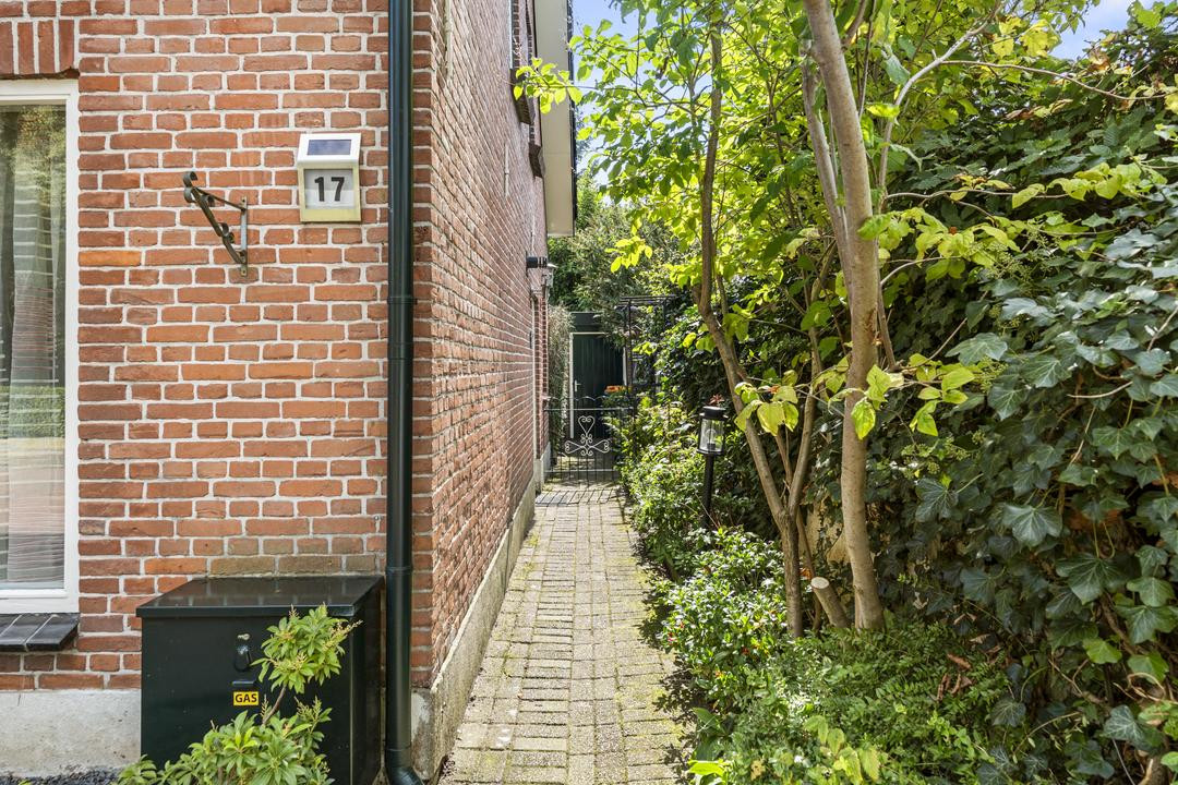 Hoekwoning te koop: Kampstraat 17, Ede
