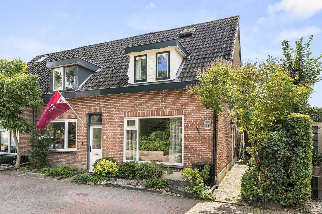 Hoekwoning te koop: Kampstraat 17, Ede