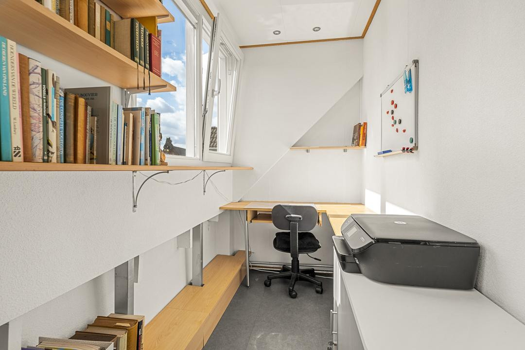 Hoekwoning te koop: Kampstraat 17, Ede