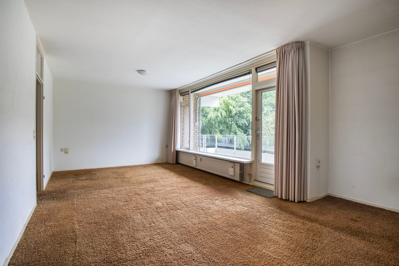 Appartement te koop: Dennenlaan 216, Ede